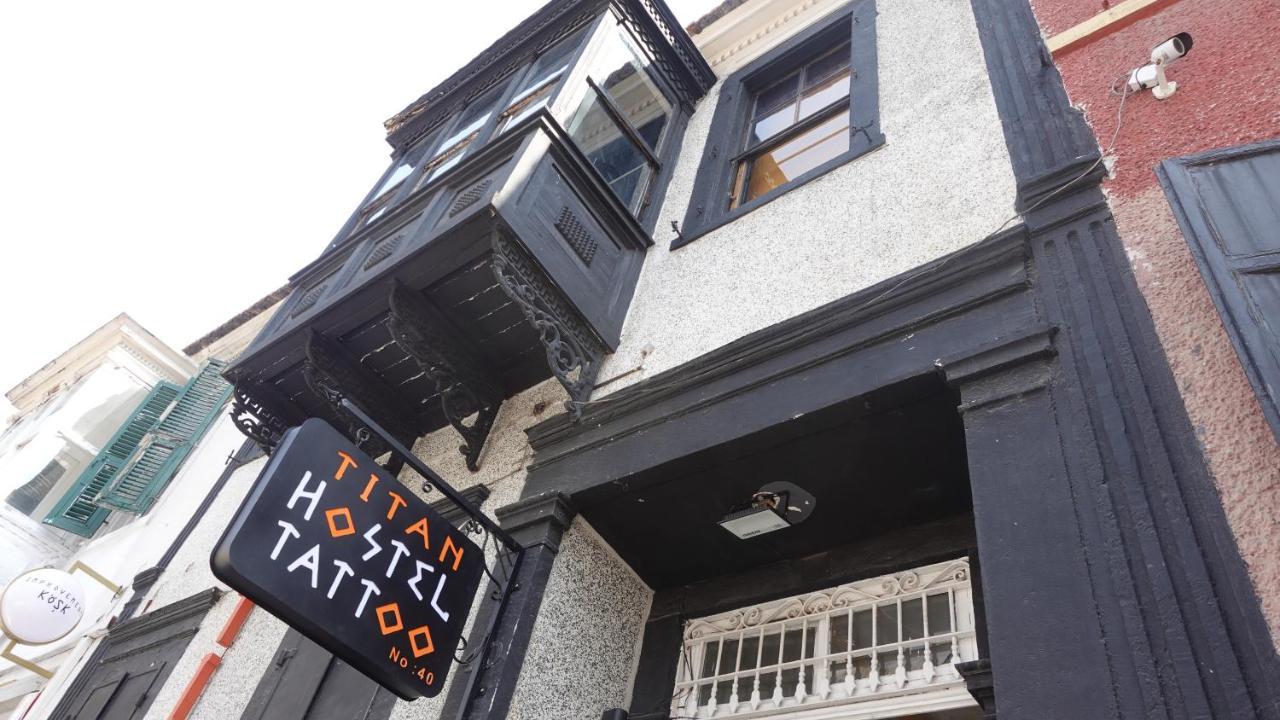 Hostel Titan House Izmir Exterior foto