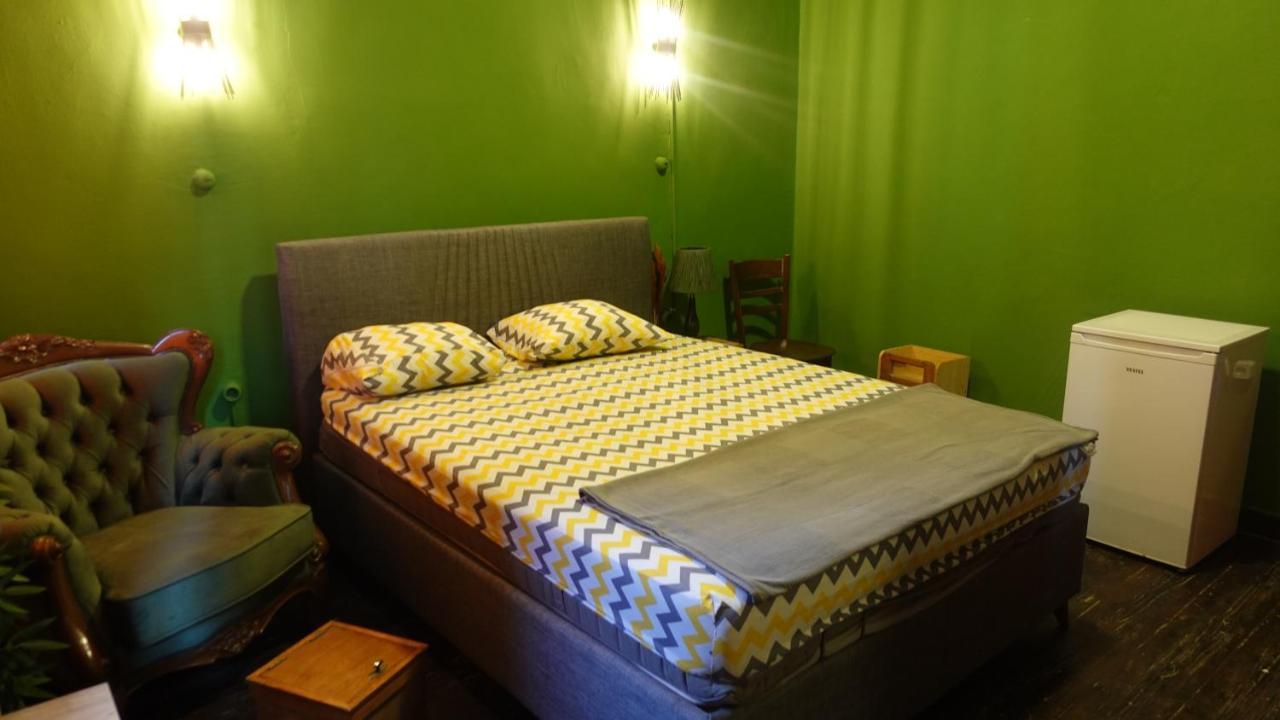Hostel Titan House Izmir Exterior foto